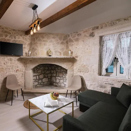 The Center Of Crete - Ioulia Apartment *